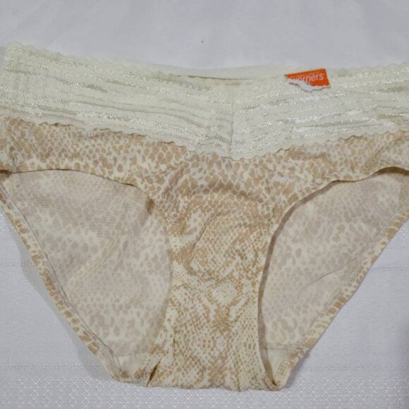 WARNERS Size 5 S Nylon Hipster Panty Animal Print Choice NWT 5609J - Picture 1 of 2